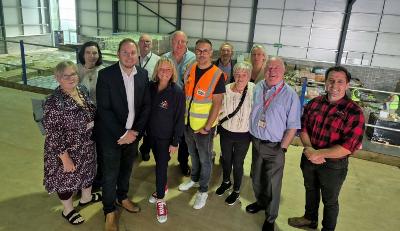 Cwtch Mawr - Cabinet visits new premises