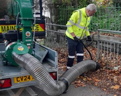 new leaves collection machine